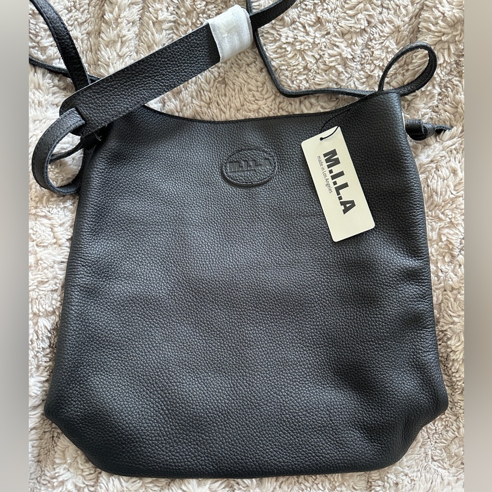 NWT M.I.L.A Made in Los Angeles premium black leather bucket bag with tags - Picture 2 of 10